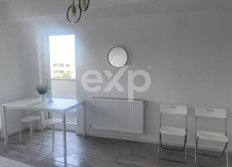 Apartament cu 2 camere semidecomandat, mobilat în Mărăști