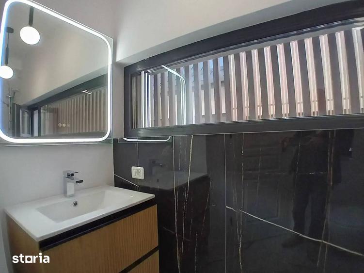 Casă cu 5 camere cu Teren 175 Mp în Străulești