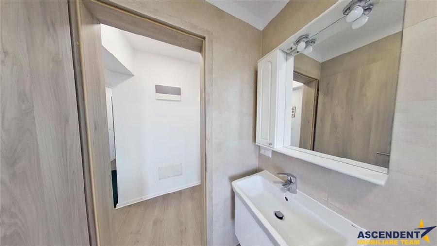 Apartament cu 2 camere decomandat în Avantgarden