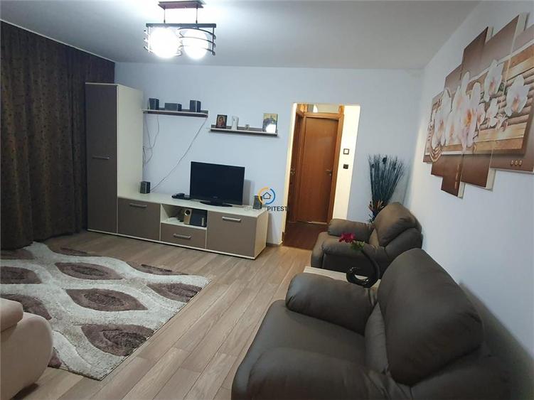 Apartament cu 2 camere semidecomandat în Prundu
