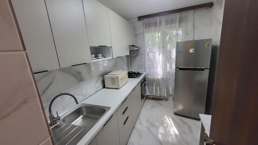 Apartament cu 3 camere în Apusului