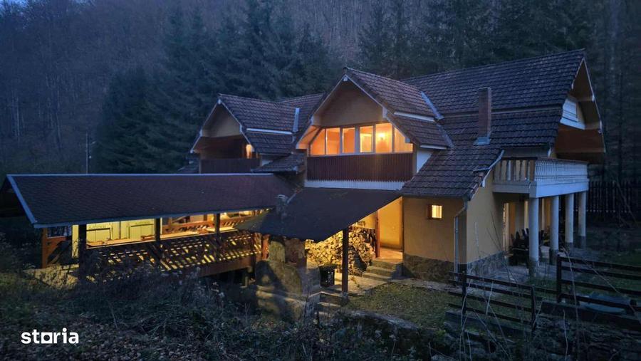 Casa/Pensiune,doua imobile intr-unul singur de vanzare, Bratca - 10