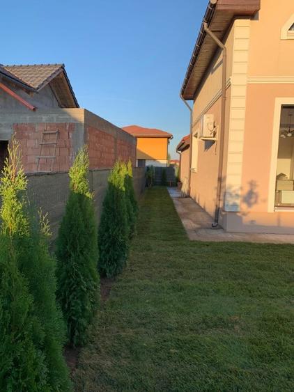 Casă cu 5 camere cu Teren 450 Mp în Central
