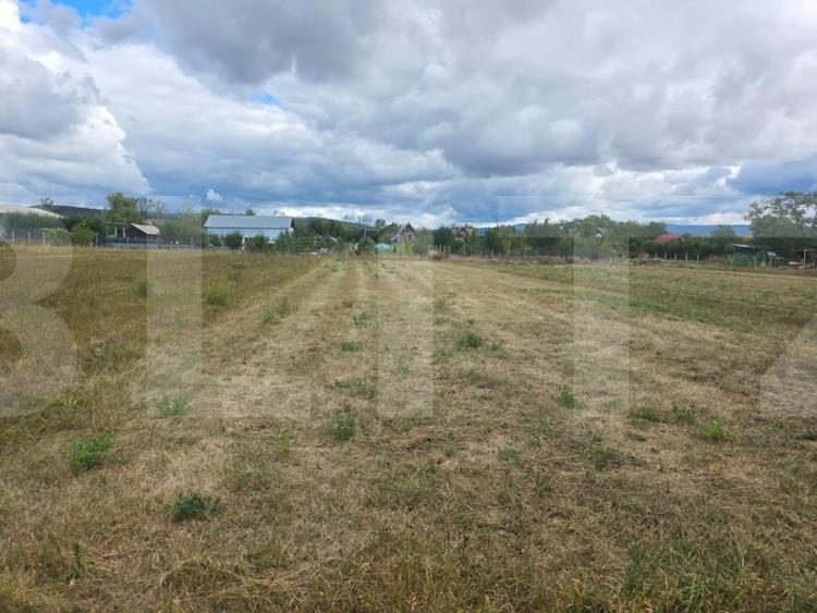 Teren Construcții intravilan de 750 mp, în Arcuș