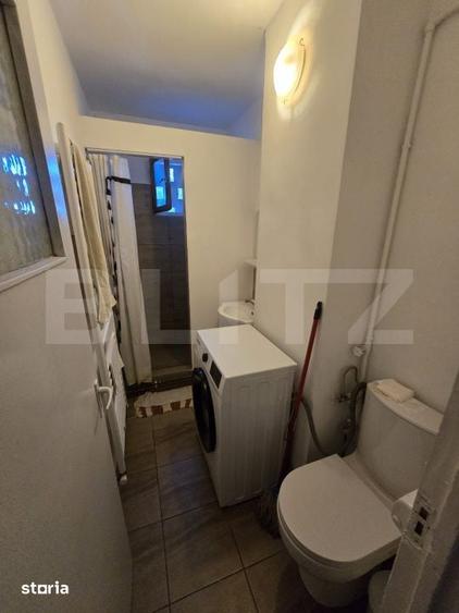 Apartament cu 3 camere semidecomandat în Central