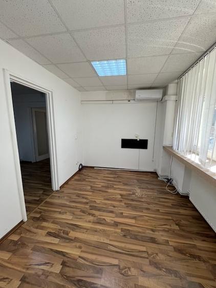 Apartament cu 2 camere semidecomandat în Calea Victoriei