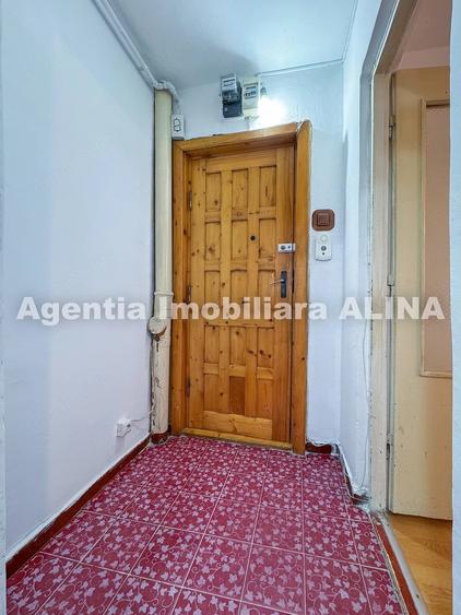 Apartament cu 2 camere semidecomandat în Dacia