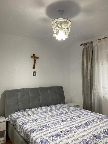 Apartament cu 4 camere decomandat în Luncă