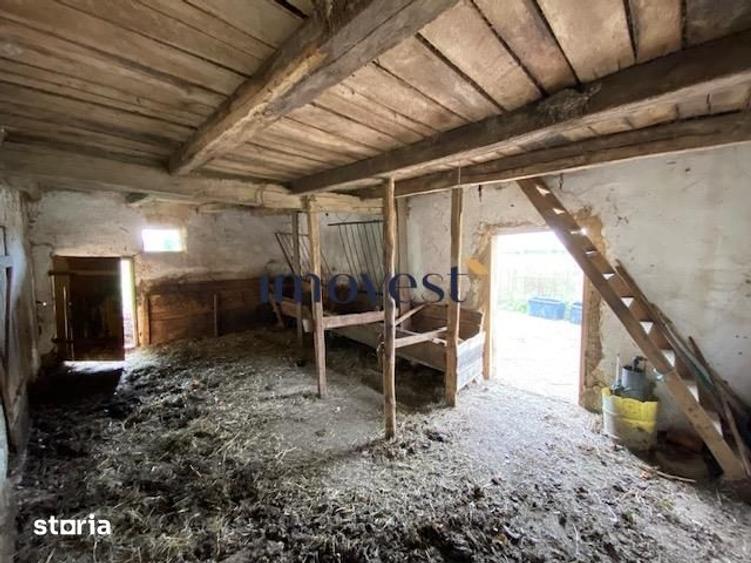 Casă cu 3 camere cu Teren 14886 Mp în Valea Vinului