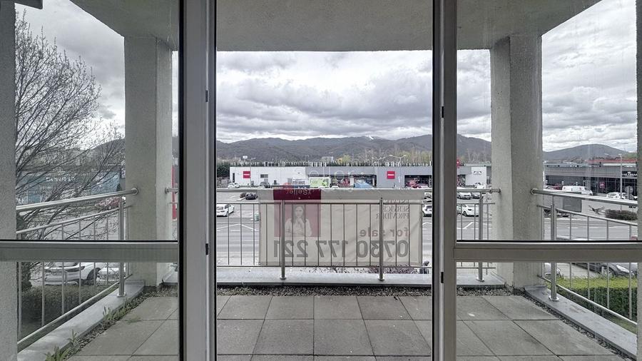 Apartament cu 3 camere decomandat în Avantgarden