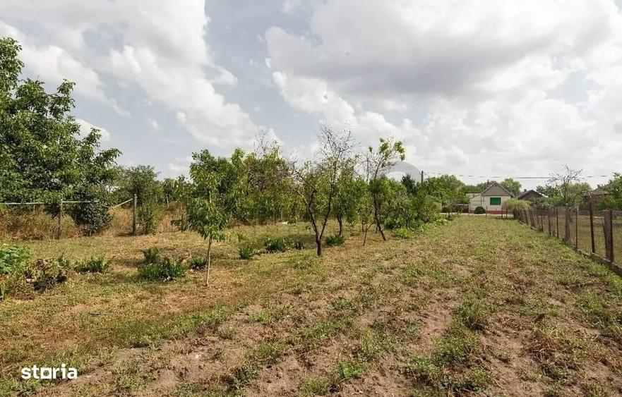 Casă cu 4 camere în Tămășeu