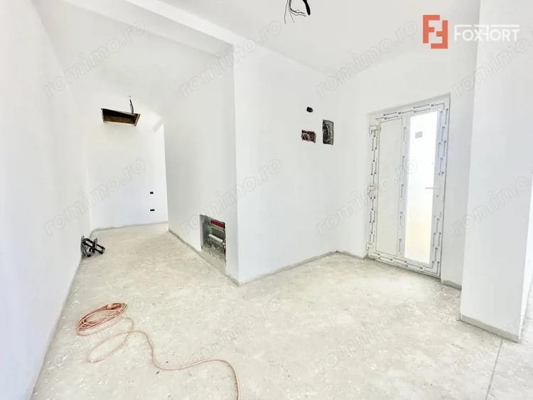 Casă cu 3 camere cu Teren 270 Mp în Bucovăț (Remetea Mare)