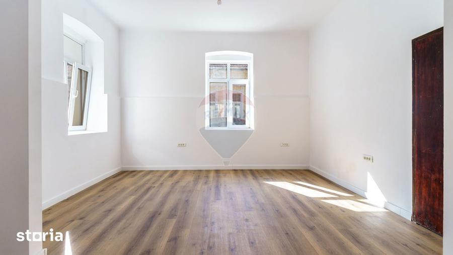 Apartament cu 1 camera de vanzare in zona centrala, strada Pite?ti - 3
