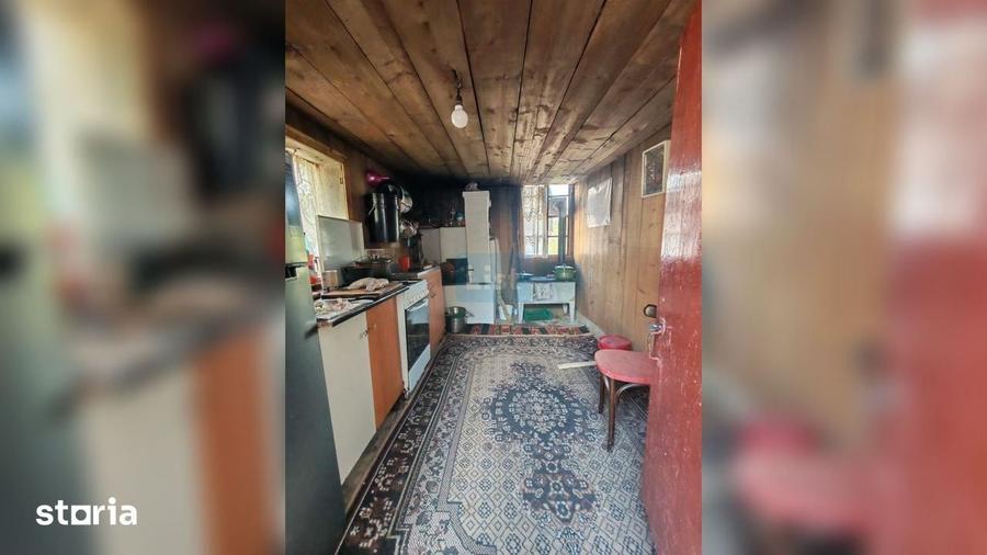 Casa supraetajata de vanzare in Leontine?ti comision 0% - 2