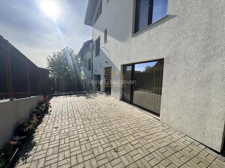 Duplex de vanzare 250mp utili | Teren | 6 camere | Parcare | Dambu Rotund
