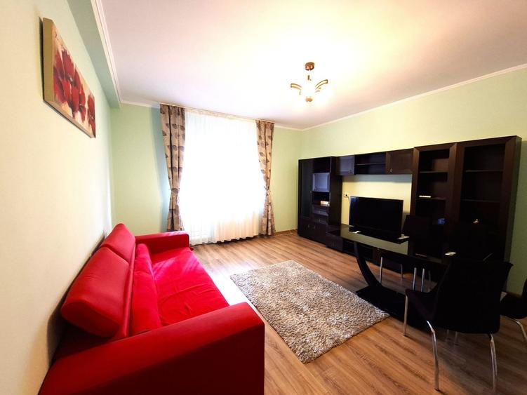Apartament cu 2 camere, priveliște superbă spre Tâmpa, zonă centrală - 3
