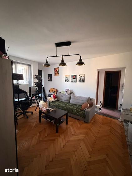 Apartament cu 2 camere semidecomandat în Floreasca
