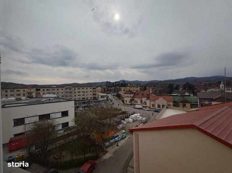 Apartament cu 3 camere în Ultracentral