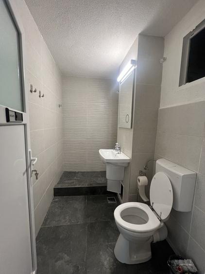 Apartament cu 3 camere decomandat în Dosu Bricii