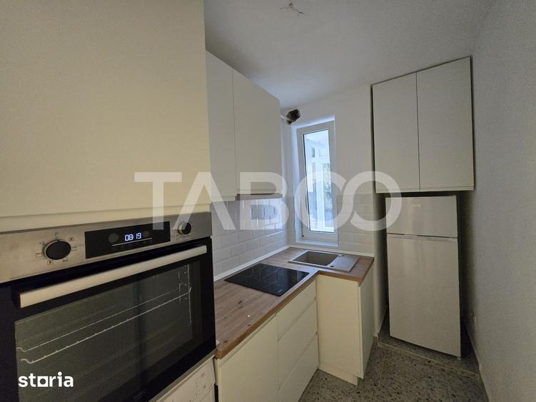 Apartament cu 3 camere semidecomandat, mobilat în Mihai Viteazul