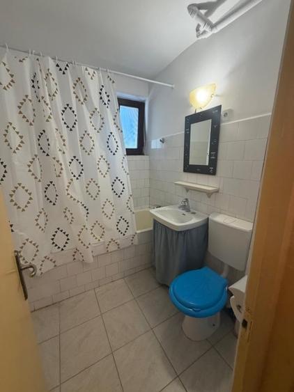 Apartament cu 2 camere semidecomandat, mobilat în Brazda lui Novac