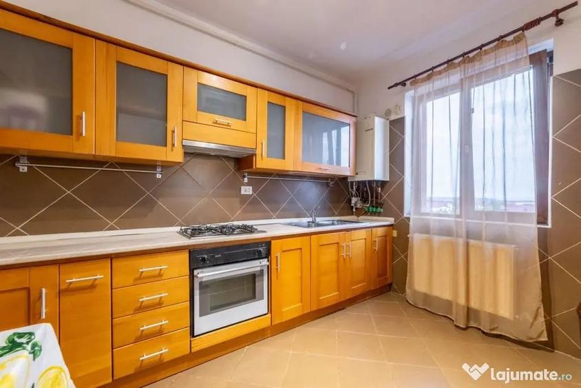 Apartament cu 2 camere decomandat în Găvana