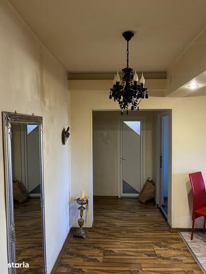 Apartament cu 2 camere decomandat în Exterior Vest