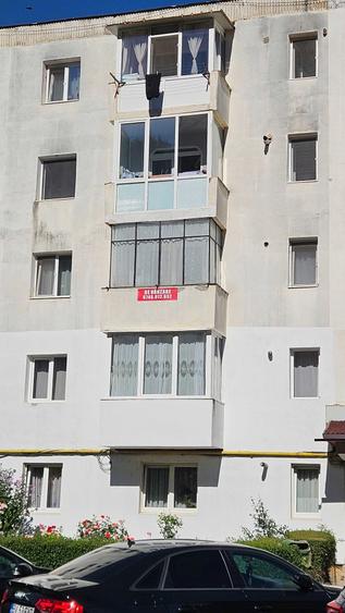 Apartament cu 2 camere nedecomandat în Caragiale