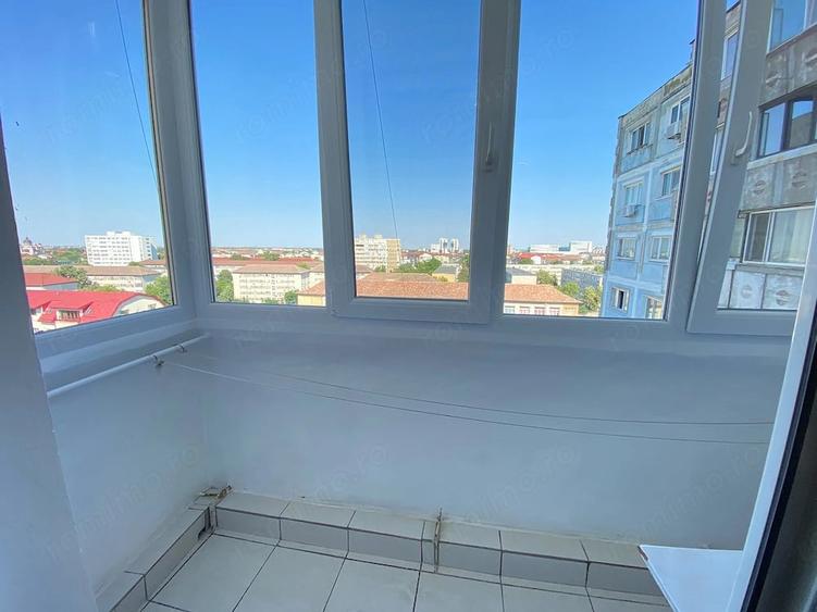 Apartament cu 3 camere decomandat în Dacia