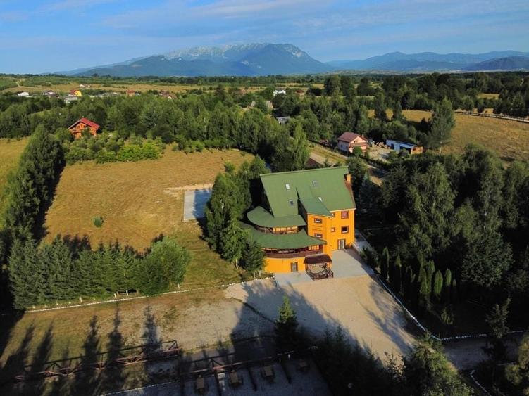 Hotel/Pensiune, de 1,178 mp, în Glăjărie