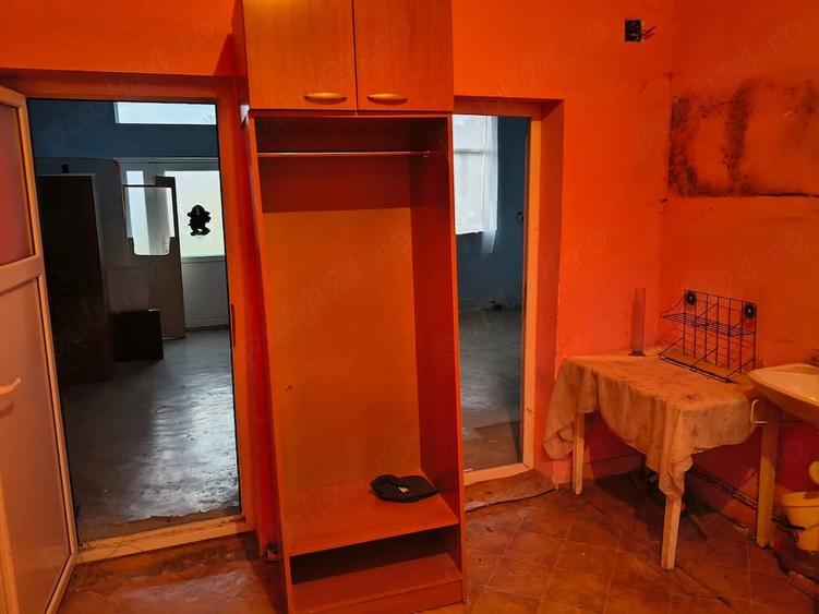 Apartament cu 3 camere decomandat în Țaga