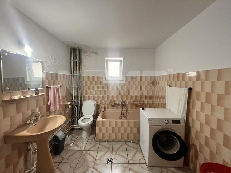 Casă individuală cu 6 camere cu Canalizare în Fălticeni