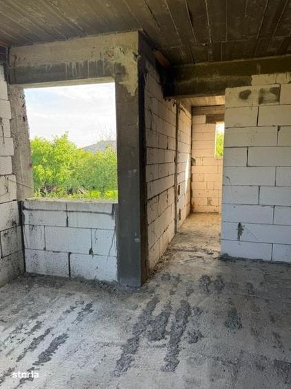 Casă cu 4 camere în Făcăi