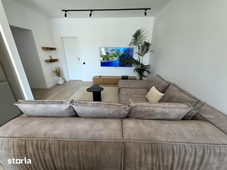 Apartament cu 3 camere, mobilat în Central