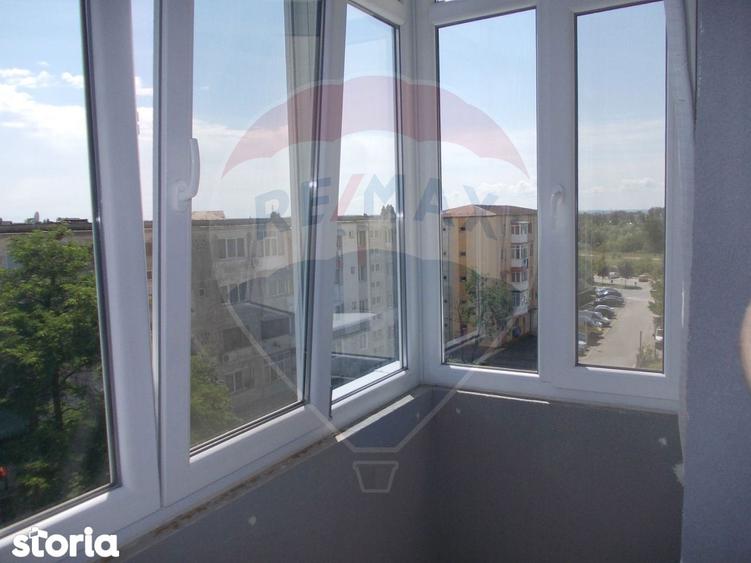 Apartament cu 2 camere, mobilat în Craiovița Nouă