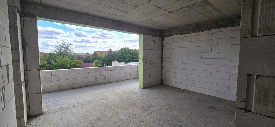 Casă individuală cu 6 camere cu Teren 450 Mp în Valu lui Traian