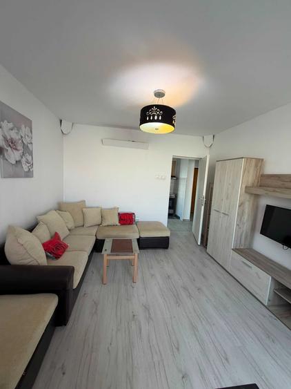 Apartament cu 2 camere decomandat în Circumvalațiunii