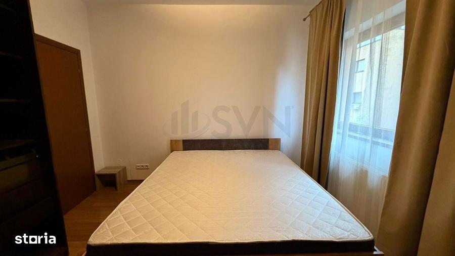 Apartament cu 3 camere semidecomandat în Central