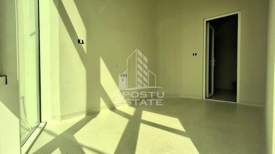 Spațiu comercial, de 70 mp, în Micălaca