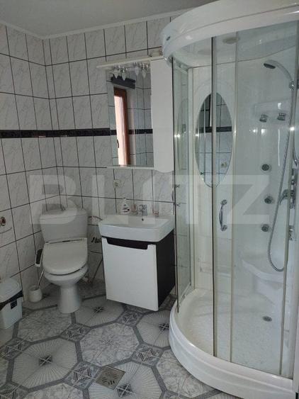 Casă de vânzare, cu 6 camere, 300 mp, spațioasă, în Câmpulung Moldovenesc - 9