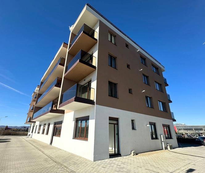 Apartament 2 camere 60 mp cu geam la baie lângă Paradisul Acvatic - 10