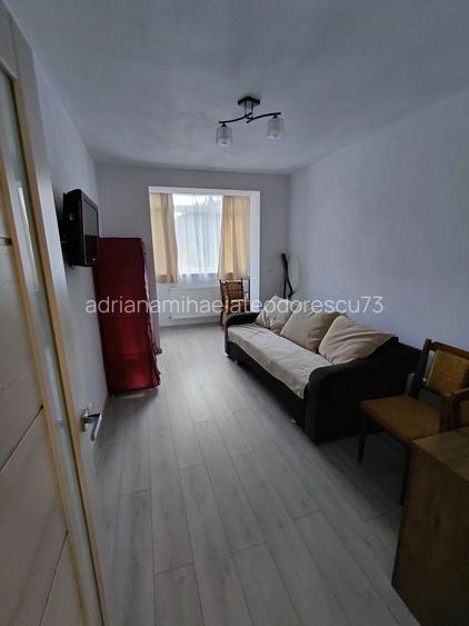 Apartament in orasul Brosteni G13