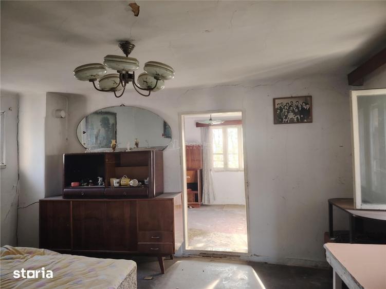Casă cu 3 camere cu Teren 670 Mp în Boldești