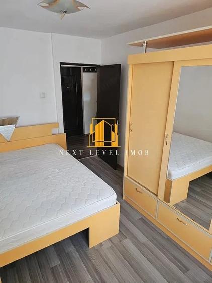 Garsonieră decomandată în Trivale