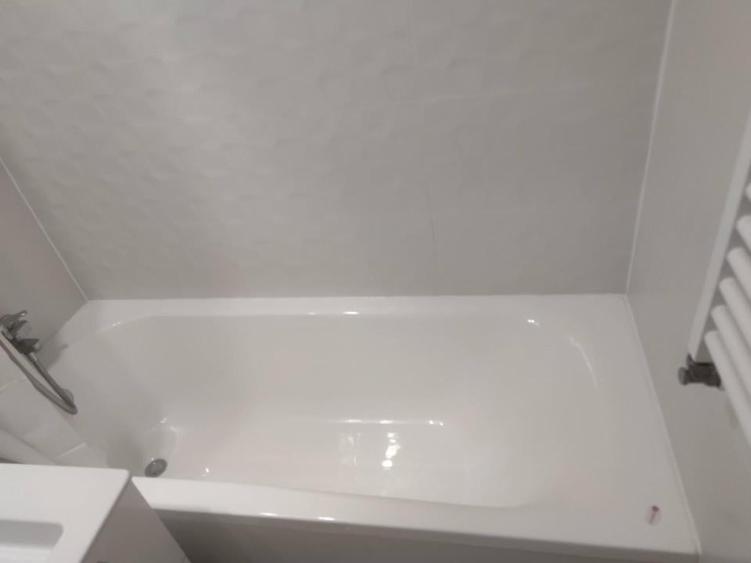 Apartament cu 2 camere decomandat, mobilat în Theodor Pallady
