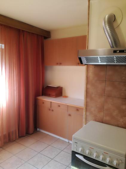 Apartament cu 2 camere decomandat în Bucovina