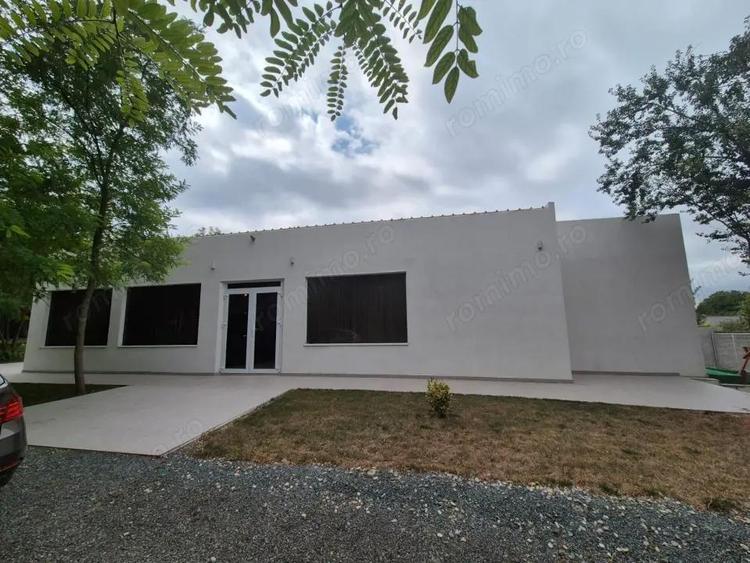Casă cu Teren 1500 Mp în Frumușani