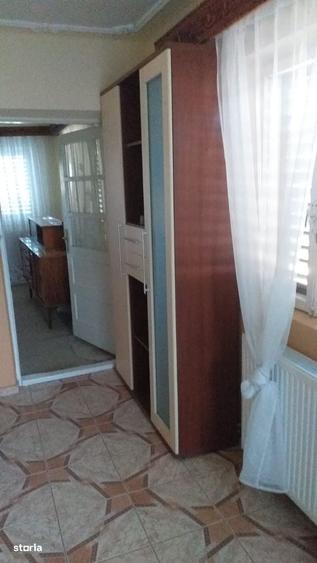 Casă cu 4 camere cu Teren 2275 Mp în Văcărești