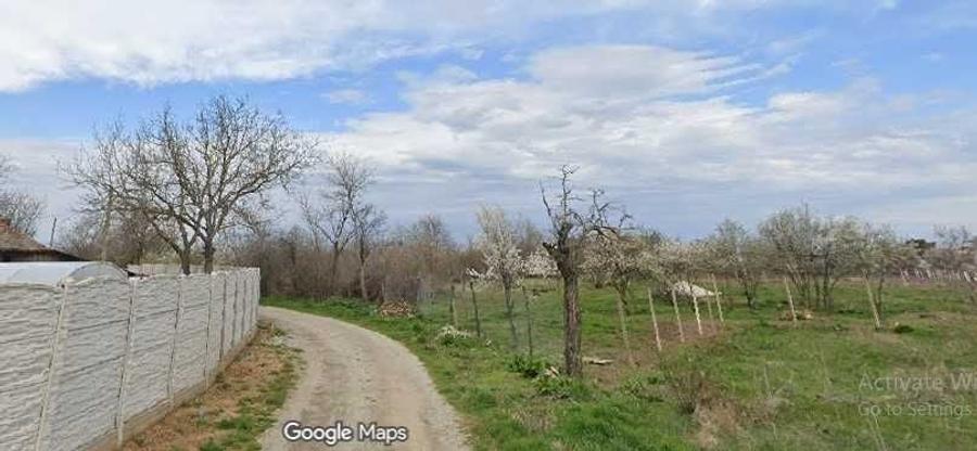 Teren de 1422 mp, în Leu