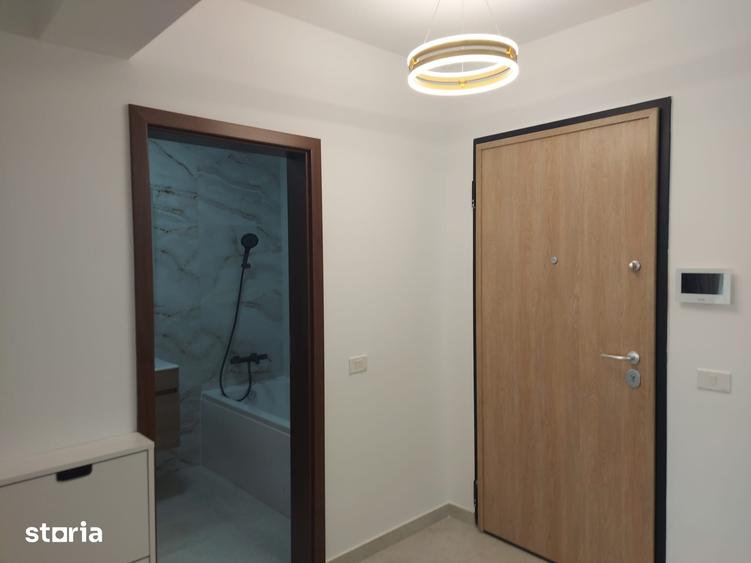 Apartament cu 2 camere în Apărătorii Patriei